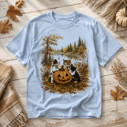 Autumn Kittens Pumpkin T-Shirt – Vintage Fall Cat Graphic Tee