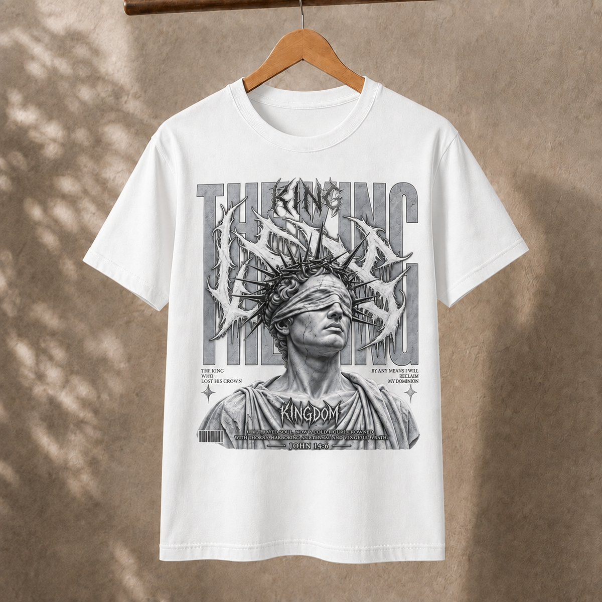 The King Crown Blindfolded Statue Retro Grunge Graphic Unisex T-Shirt Abstract Streetwear Tee